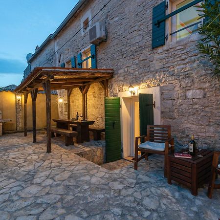 Willa Casa Stifanici Baderna Zewnętrze zdjęcie