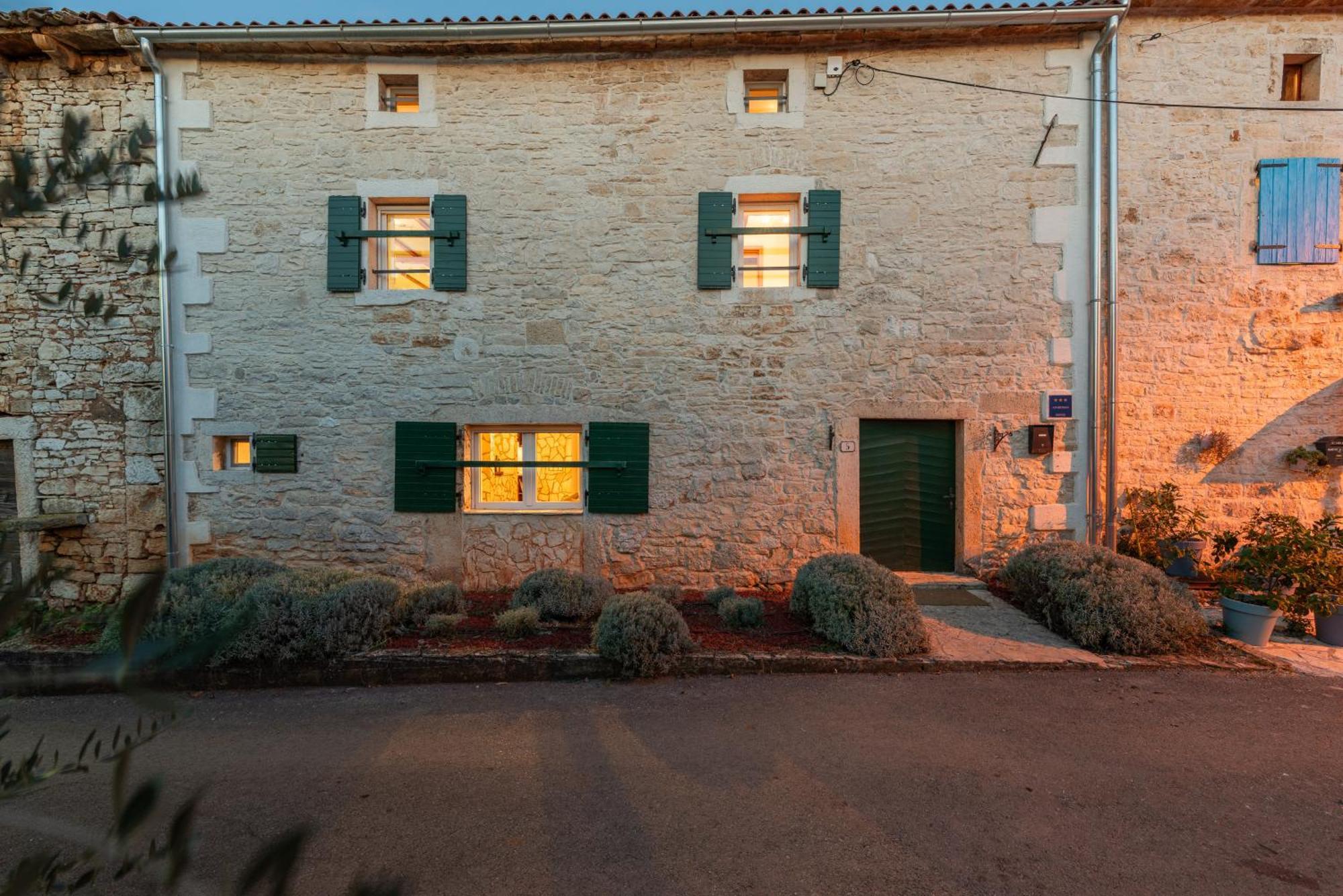 Willa Casa Stifanici Baderna Zewnętrze zdjęcie